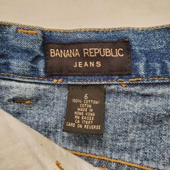 Banana Republic Jeans Women's Mid-Rise Medium Wash Classic Denim Shorts Size 6 - Picture 11 of 13